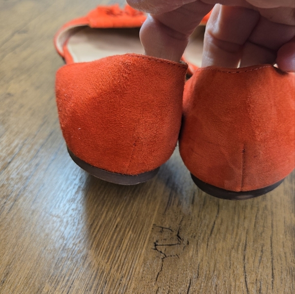 J. Crew Orange Red Suede Kilted Pointed Toe Dorsay Tassel Flats - Picture 8 of 13